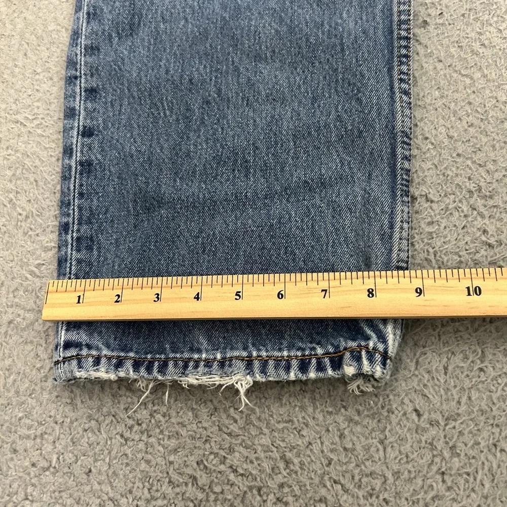 Levis Jeans Mens 33x30 Blue Denim 550 Relaxed Fit Tapered Cotton American Y2K